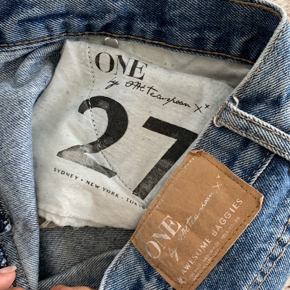 One Teaspoon Awesome Baggies Medium Wash Super Distressed Ripped Straight Jeans - Picture 9 of 14
